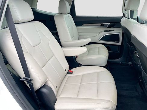 Used 2021 Kia Telluride EX w/ EX Premium Package image 28