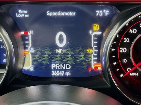 Used 2019 Jeep Wrangler Unlimited Rubicon AWD/4WD image 8