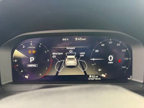 Used 2025 Mitsubishi Outlander SE image 7