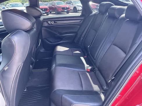 Used 2018 Honda Accord Sport image 20