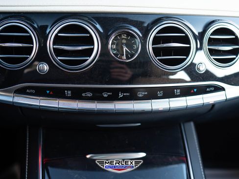 Used 2019 Mercedes-Benz S 560 4MATIC Sedan image 34