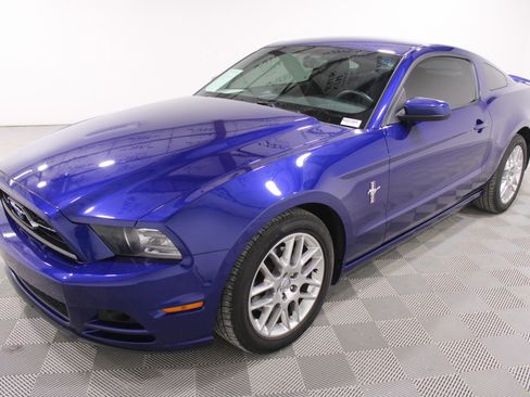 Used 2014 Ford Mustang Premium w/ Equipment Group 202A image 28