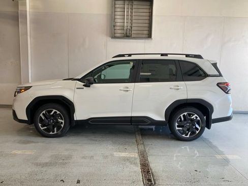 New 2026 Subaru Forester Touring AWD/4WD image 9