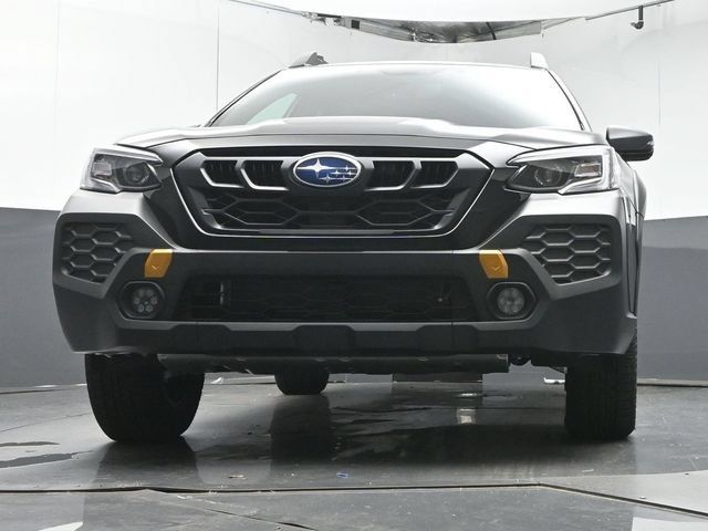 Used 2025 Subaru Outback Wilderness w/ Wilderness Package AWD/4WD image 35