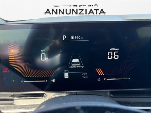 New 2025 Kia Carnival image 30