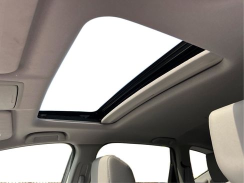 Used 2017 Honda CR-V EX-L image 4
