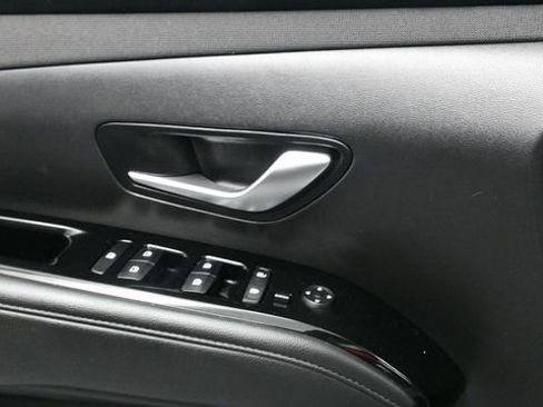 Used 2022 Hyundai Tucson Limited AWD/4WD image 24