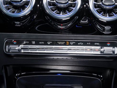 New 2025 Mercedes-Benz CLA 35 AMG 4MATIC image 20