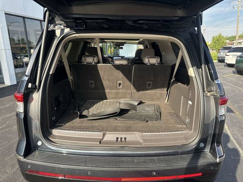 Used 2022 Lincoln Navigator L Reserve AWD/4WD image 21