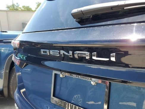 New 2026 GMC Acadia Denali w/ Super Cruise Package FWD image 9