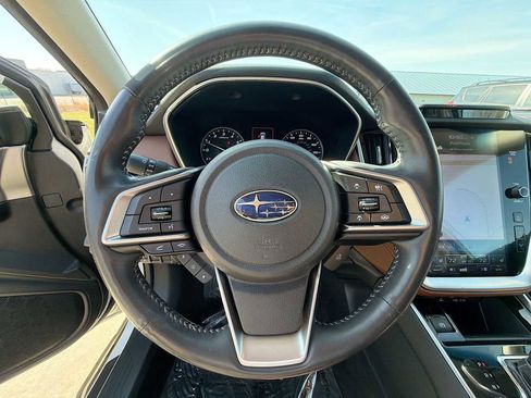 Used 2022 Subaru Outback Touring image 21