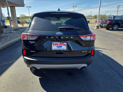 Used 2022 Ford Escape SEL AWD/4WD image 7
