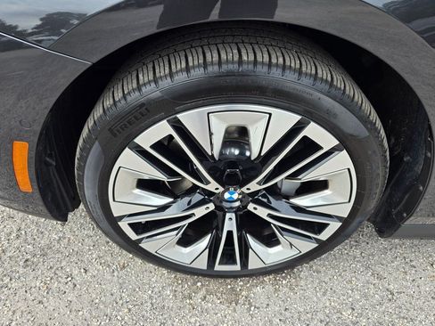Used 2026 BMW 530i RWD image 10
