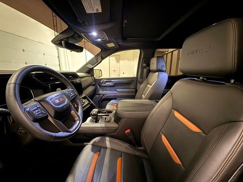 Used 2023 GMC Sierra 1500 AT4 w/ AT4 Premium Package image 17