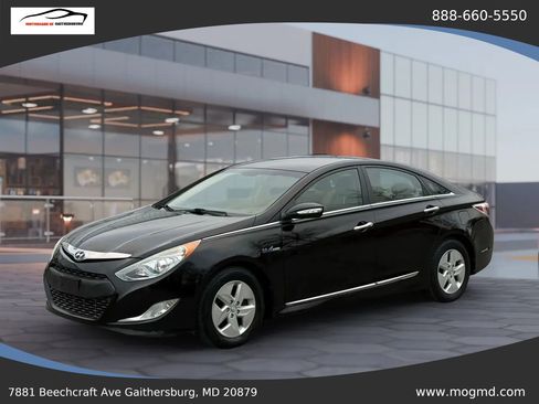 Used 2012 Hyundai Sonata Hybrid w/ Leather Pkg image 9