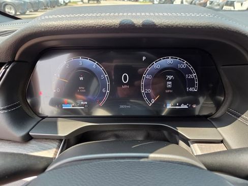 Used 2026 Jeep Grand Cherokee Limited w/ Luxury Tech Group II AWD/4WD image 30