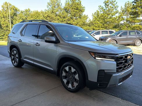 New 2026 Honda Pilot Elite image 8
