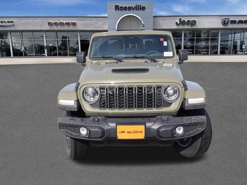 New 2026 Jeep Gladiator Sport image 8