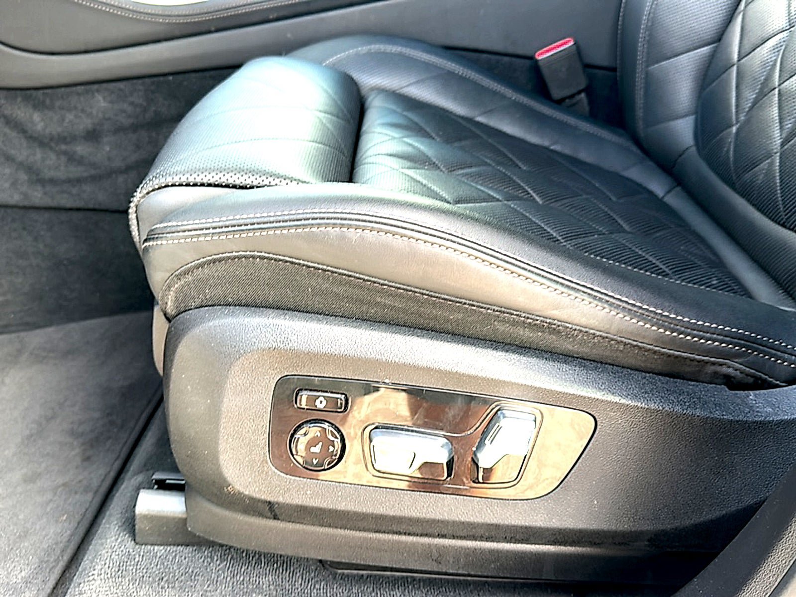 Used 2024 BMW X5 xDrive40i w/ Premium Package AWD/4WD image 15