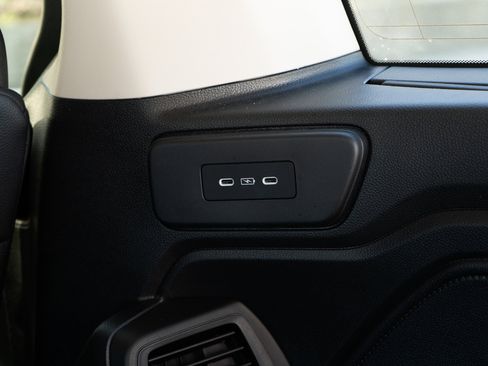 Used 2025 Honda Odyssey Touring image 48