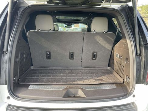 Used 2023 Chevrolet Tahoe Z71 w/ Luxury Package image 14