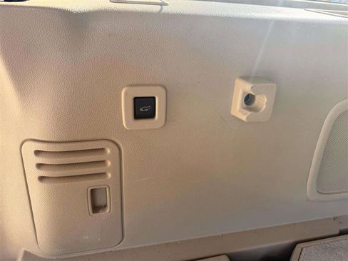 Used 2015 Ford Expedition EL Limited w/ Equipment Group 301A image 32