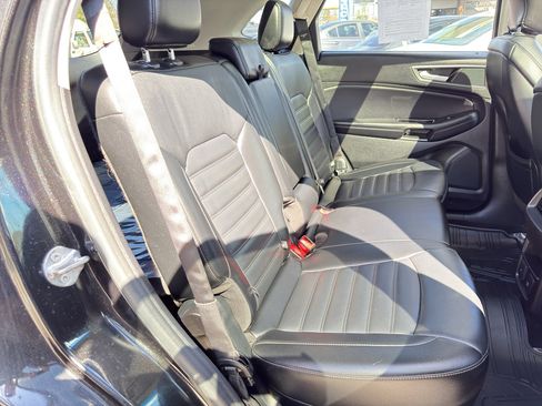 Used 2015 Ford Edge SEL w/ Canadian Touring Package image 15