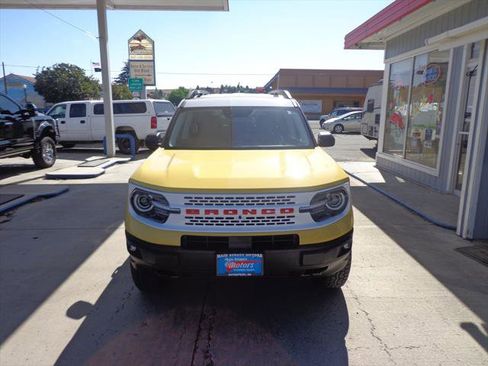 Used 2023 Ford Bronco Sport Heritage Limited image 6