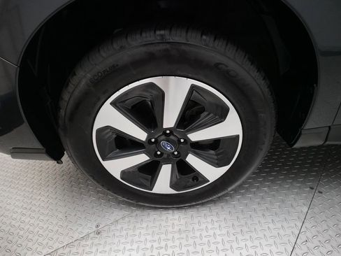 Used 2018 Subaru Forester 2.5i Premium AWD/4WD image 27