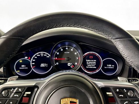 Used 2020 Porsche Cayenne image 10