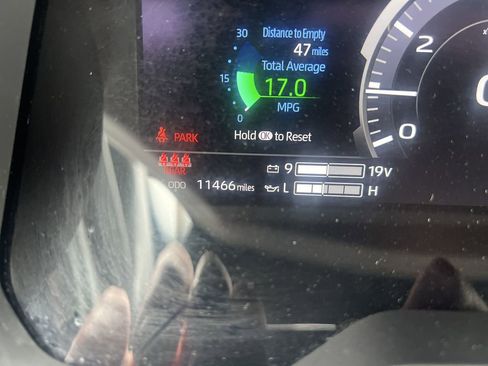 New 2024 Toyota Tundra Platinum image 19