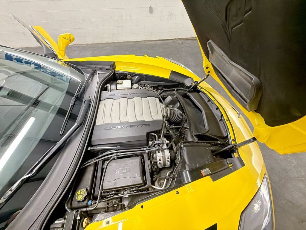 Certified 2017 Chevrolet Corvette Stingray Convertible RWD image 27