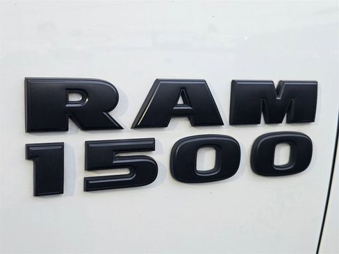 Used 2018 RAM 1500 Sport image 34