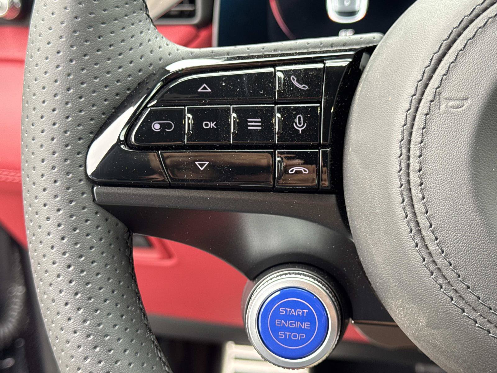 Used 2026 Maserati Grecale Modena AWD/4WD image 8