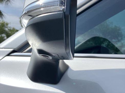 Certified 2025 Toyota Grand Highlander FWD image 12