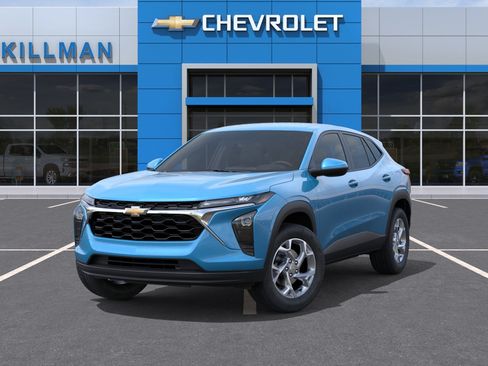 New 2026 Chevrolet Trax LS w/ LS Convenience Package FWD image 30