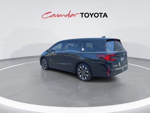 Used 2026 Honda Odyssey Elite image 6
