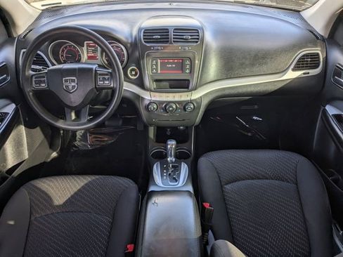 Used 2018 Dodge Journey SE w/ Blacktop Package image 10