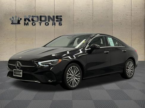 Used 2025 Mercedes-Benz CLA 250 image 1