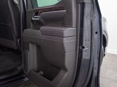 Used 2025 GMC Sierra 1500 SLT RWD image 15