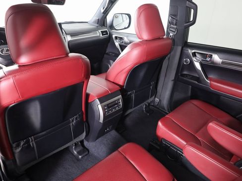 Used 2023 Lexus GX 460 Luxury w/ Sport Design Package image 49