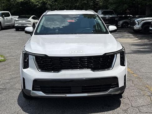 Certified 2025 Kia Sorento EX AWD/4WD image 3