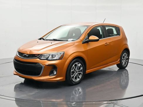 Used 2018 Chevrolet Sonic LT FWD image 1