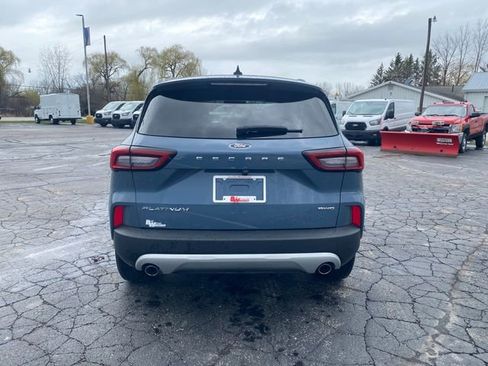 Used 2023 Ford Escape Platinum AWD/4WD image 5