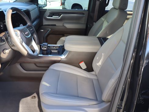 Used 2023 GMC Sierra 1500 SLT w/ SLT Premium Plus Package image 20