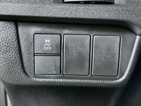 Used 2025 Honda CR-V LX image 17