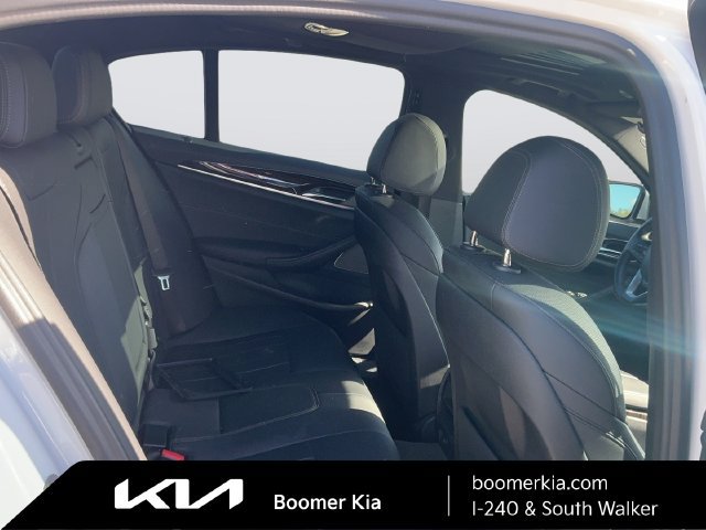 Used 2023 BMW 530e xDrive AWD/4WD image 12