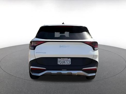 Used 2025 Kia Sportage LX FWD image 12