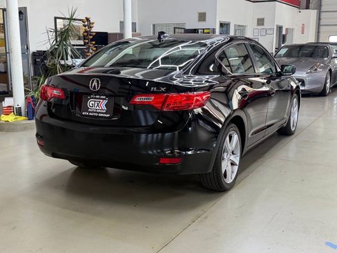 Used 2014 Acura ILX FWD image 2