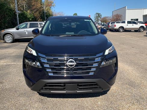 New 2026 Nissan Rogue SV image 2